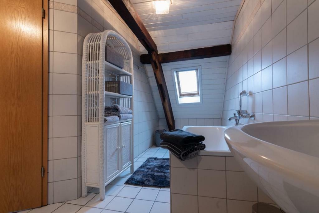 Ferienwohnung Flaemisches Weinhaus Wintrich Exterior foto